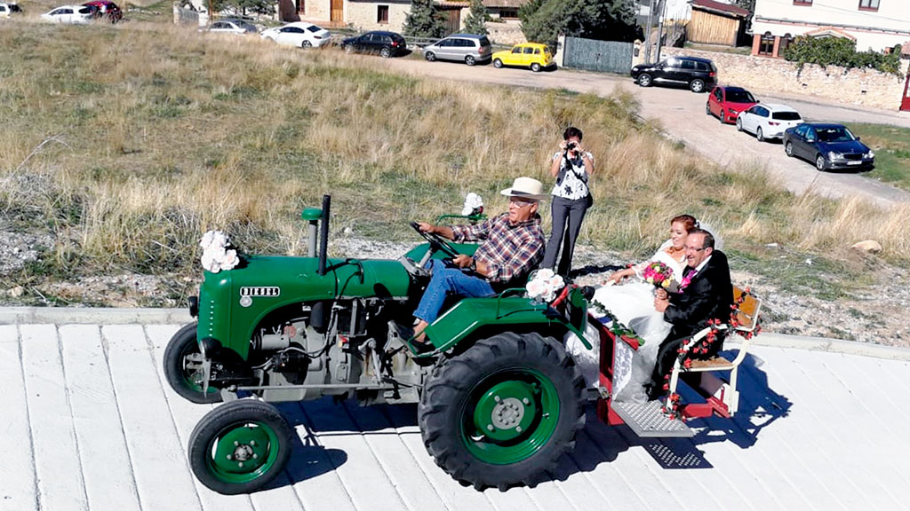48-torredondo-boda-en-tractor